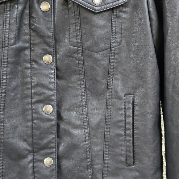 Levis Faux Leather Sherpa Lined Jacket - Picture 5 of 13
